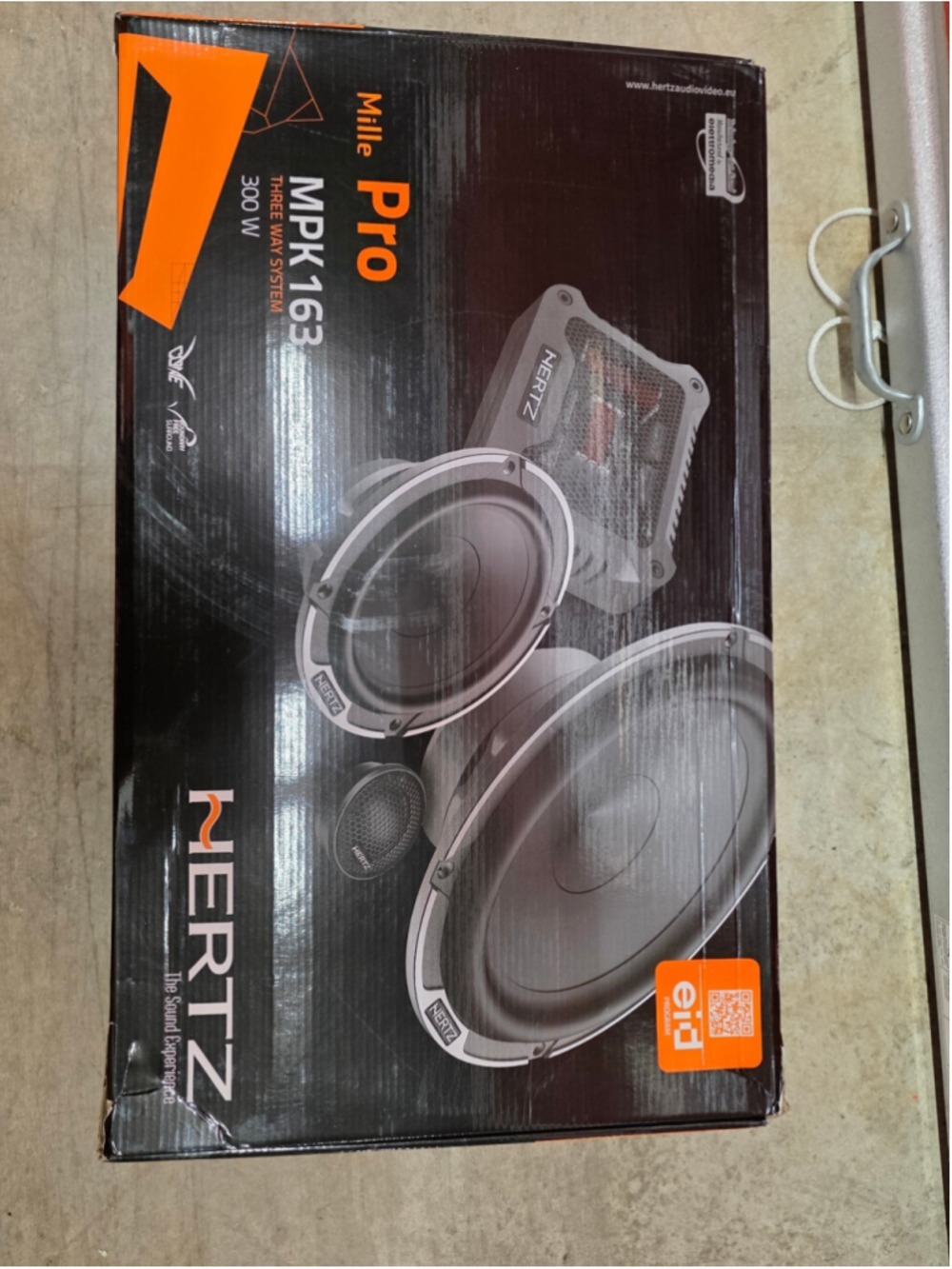 Hertz Mille Pro MPK 163.3 Three Way Car Audio Speaker System Black/Orange